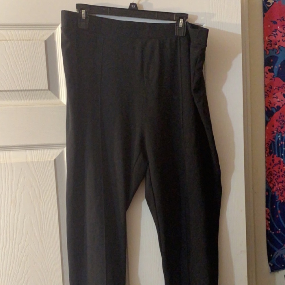 Long black leggings